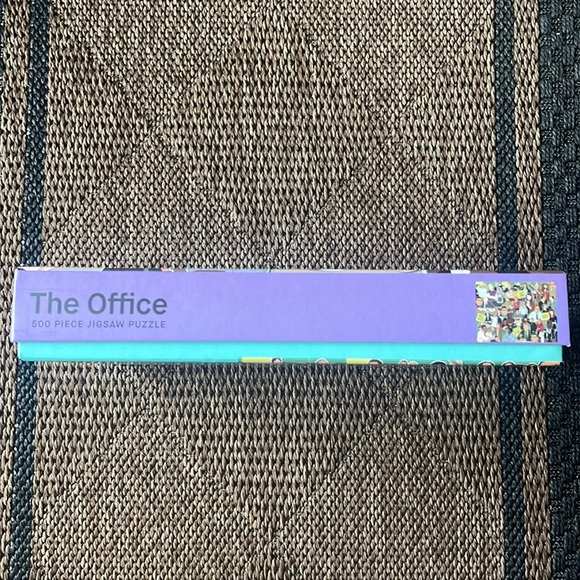 The Office 500 Piece Jigsaw Puzzle - Picture 3 of 4